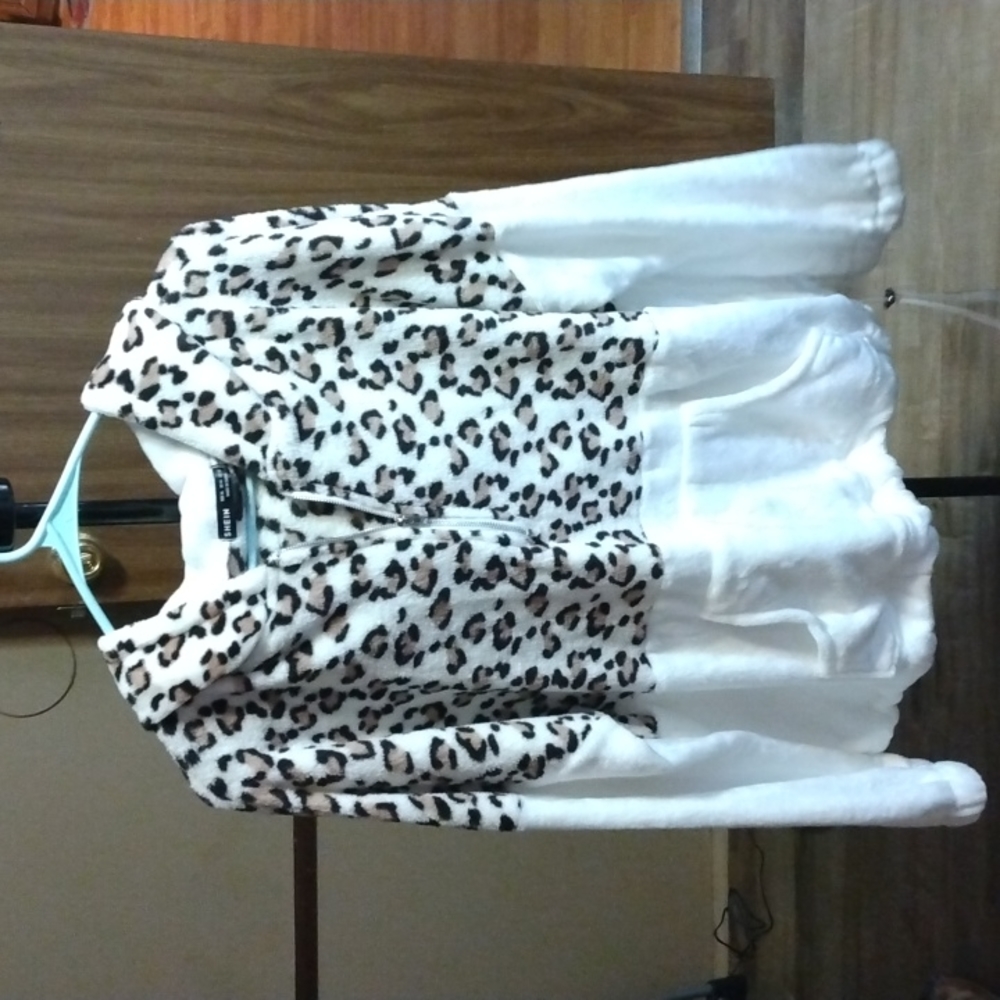 Leopard hoodie